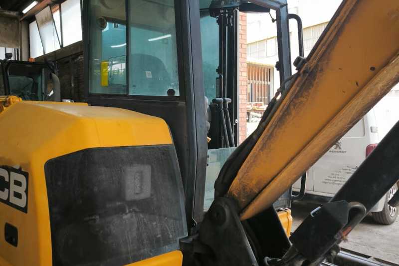 OmecoHub - Immagine JCB 55Z-1